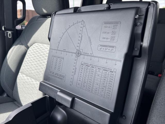 2025 Ram 1500 Big Horn Crew Cab 4x4 57 Box