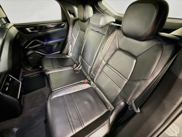 2020 Porsche Cayenne Coupe AWD