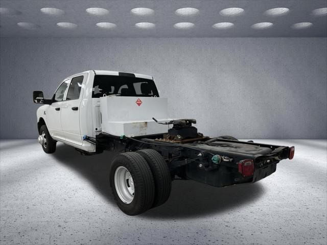 2024 Ram 3500 Tradesman/SLT/Laramie/Limited