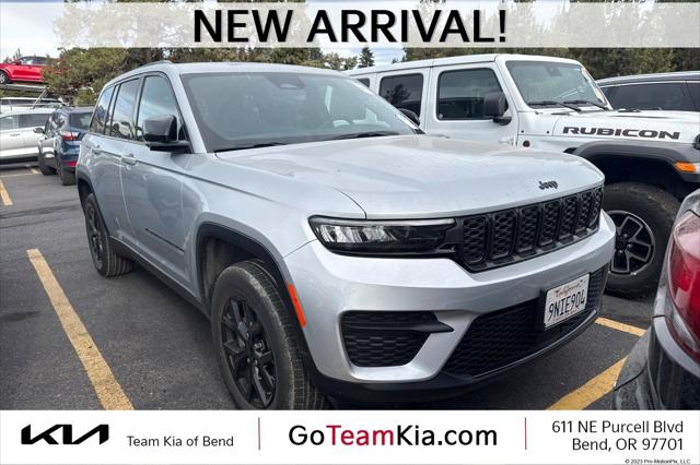 2025 Jeep Grand Cherokee Altitude 4x4 for sale in Bend, OR