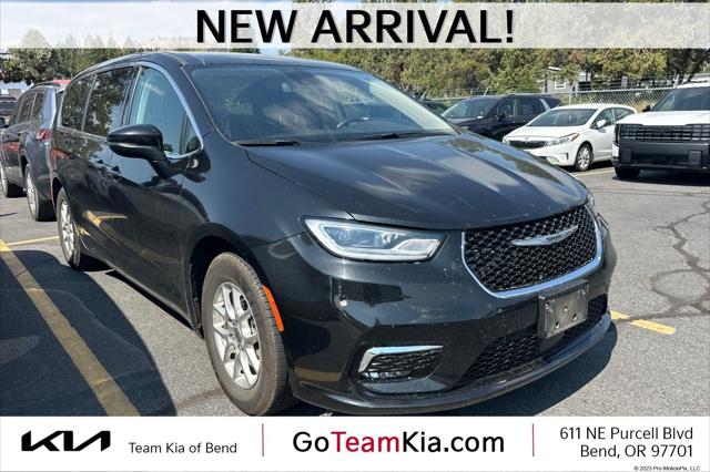 2023 Chrysler Pacifica Touring L for sale in Bend, OR