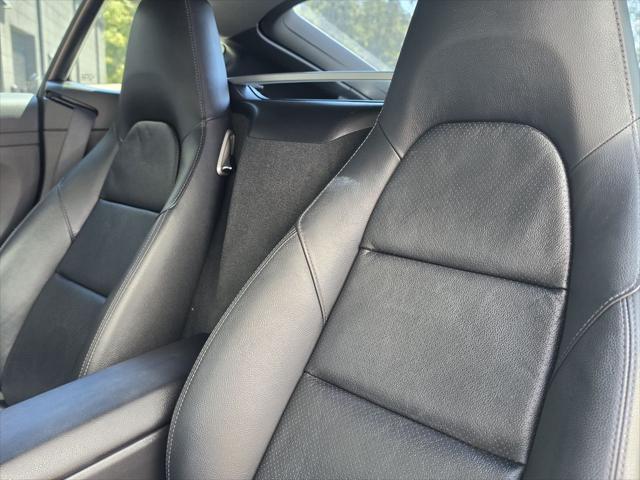 2015 Porsche Cayman Unknown