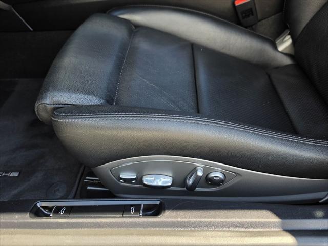 2015 Porsche Cayman Unknown
