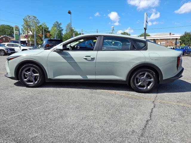 2025 Kia K4 LXS 2025 Kia K4 LXS