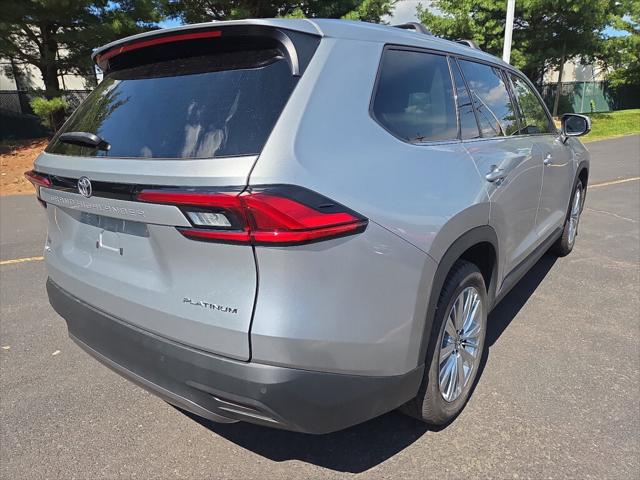2024 Toyota Grand Highlander Platinum 2024 Toyota Grand Highlander Platinum