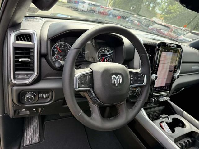 2027 RAM Ram 1500 RAM 1500 BIG HORN CREW CAB 4X4 57 BOX
