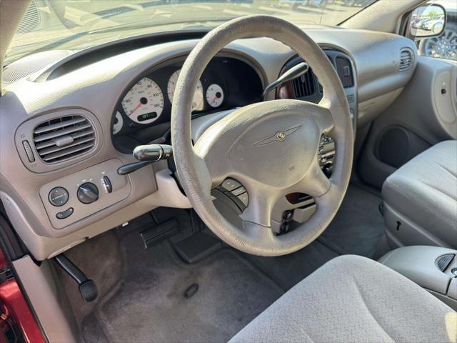 2002 Chrysler Town and Country EX 2002 Chrysler Town and Country EX