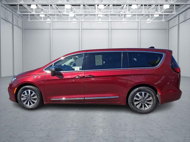 2023 Chrysler Pacifica Hybrid Limited 2023 Chrysler Pacifica Hybrid Limited