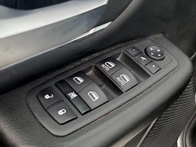 2024 Ram 1500 Big Horn Crew Cab 4x2 57 Box