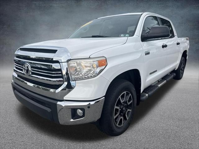 2017 Toyota Tundra SR5 5.7L V8 2017 Toyota Tundra SR5 5.7L V8