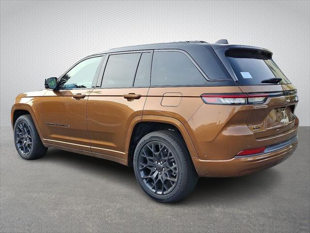 2026 Jeep Grand Cherokee GRAND CHEROKEE SUMMIT 4X4