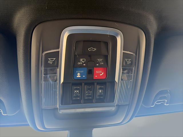 2020 Ram 3500 Laramie Crew Cab 4x4 64 Box