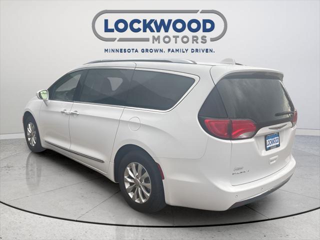 2018 Chrysler Pacifica Touring L Plus