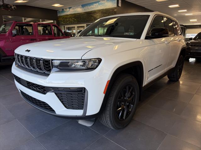 2027 Jeep Grand Cherokee Laredo Altitude 2027 Jeep Grand Cherokee Laredo Altitude