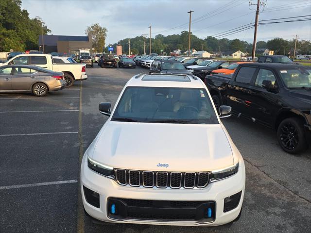 2023 Jeep Grand Cherokee 4xe Overland 2023 Jeep Grand Cherokee 4xe Overland