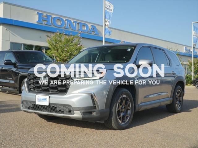 2023 Honda Pilot 2WD EX-L 8 Passenger for sale in Pharr, TX