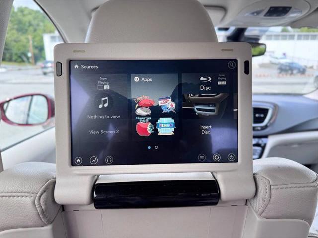 2017 Chrysler Pacifica Touring-L Plus