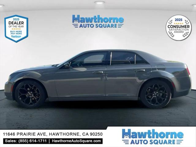 2019 Chrysler 300 Touring
