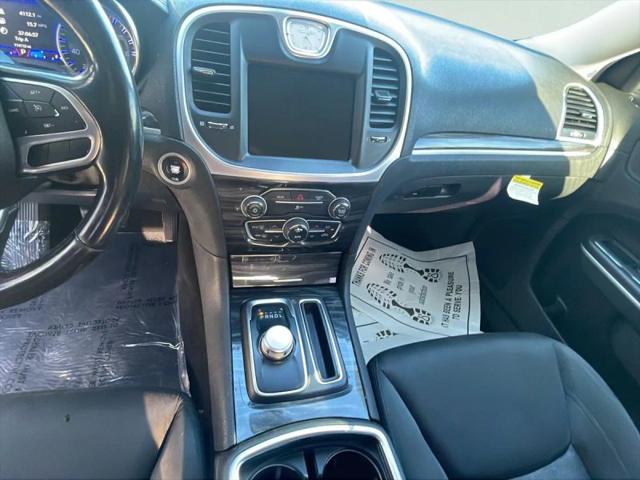 2019 Chrysler 300 Touring