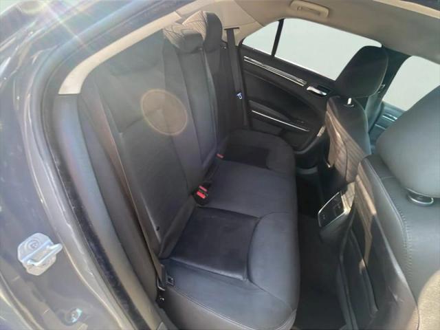 2019 Chrysler 300 Touring