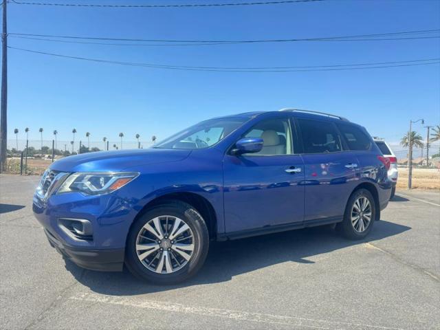 2017 Nissan Pathfinder S