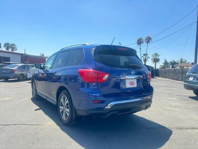 2017 Nissan Pathfinder S