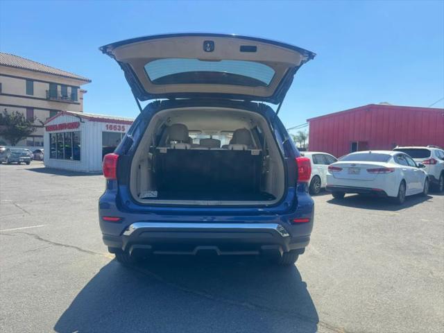 2017 Nissan Pathfinder S