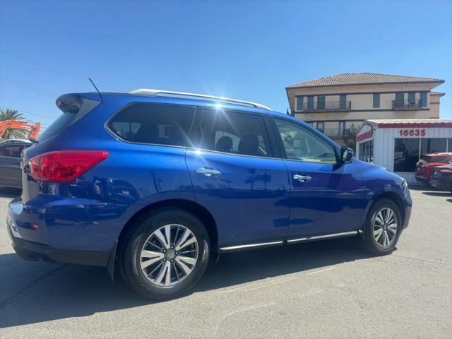 2017 Nissan Pathfinder S
