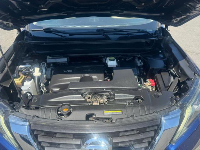 2017 Nissan Pathfinder S