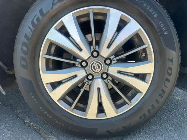2017 Nissan Pathfinder S