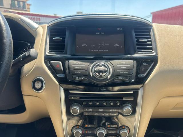 2017 Nissan Pathfinder S