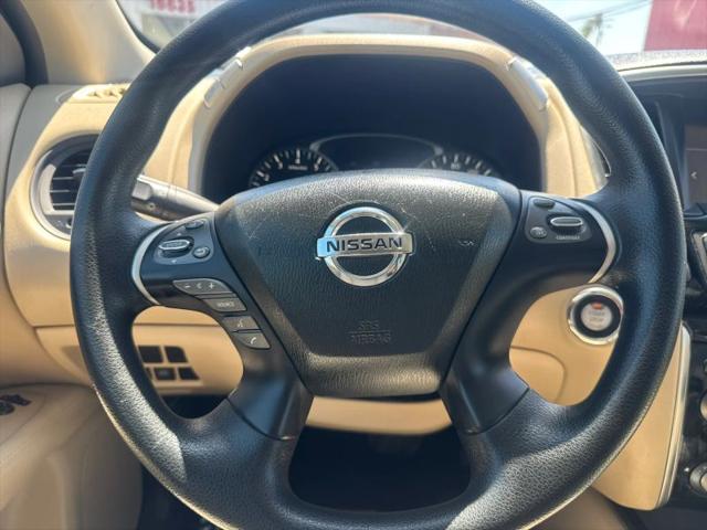 2017 Nissan Pathfinder S