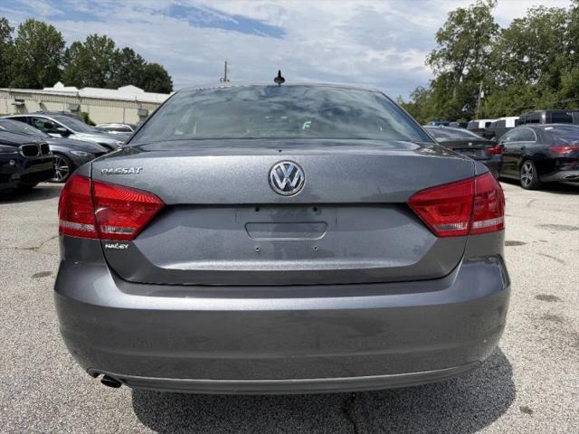 2014 Volkswagen Passat 2.5L Wolfsburg Edition