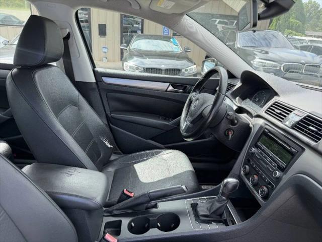 2014 Volkswagen Passat 2.5L Wolfsburg Edition