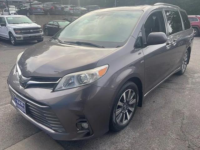 2019 Toyota Sienna XLE 7 Passenger for sale in Naugatuck, CT