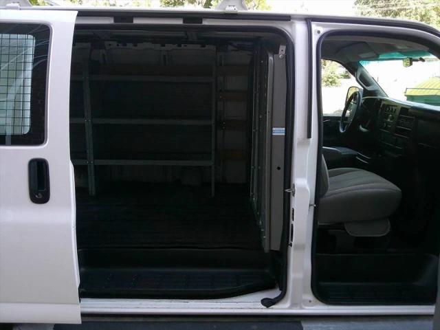 2017 GMC Savana 2500 Work Van
