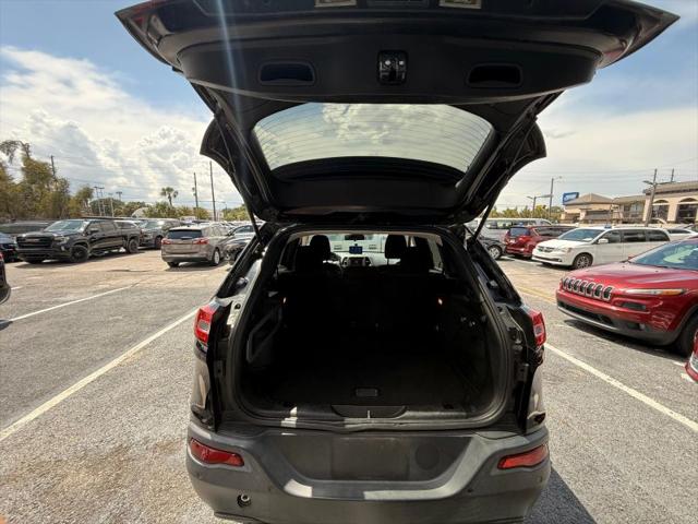 2017 Jeep Cherokee Latitude FWD
