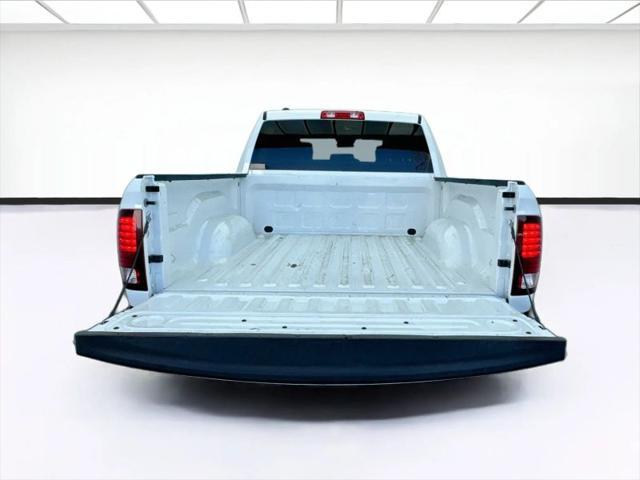 2024 Ram 1500 Classic Warlock Crew Cab 4x4 57 Box
