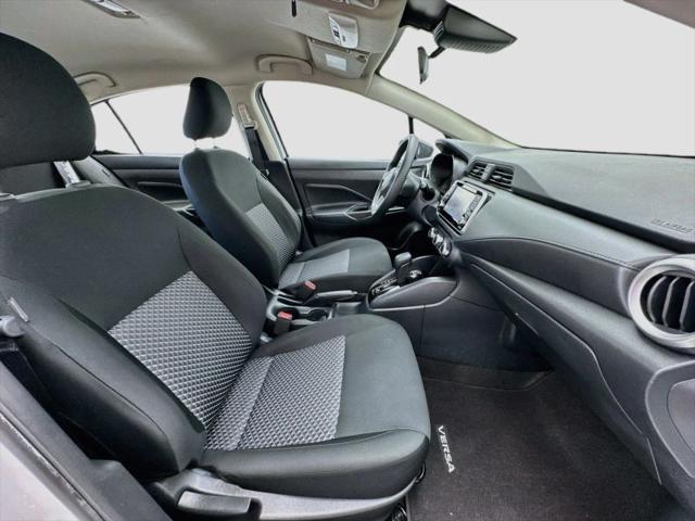 2021 Nissan Versa S Xtronic CVT