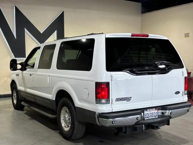 2002 Ford Excursion XLT