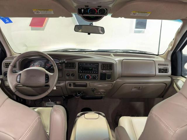 2002 Ford Excursion XLT