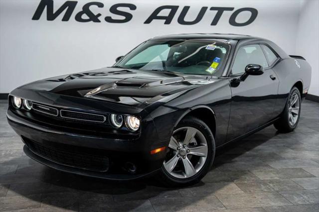 2022 Dodge Challenger SXT