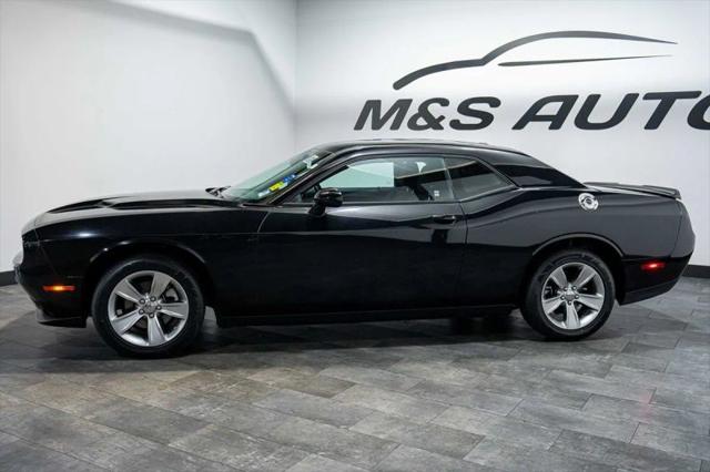 2022 Dodge Challenger SXT