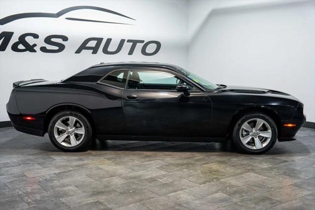 2022 Dodge Challenger SXT