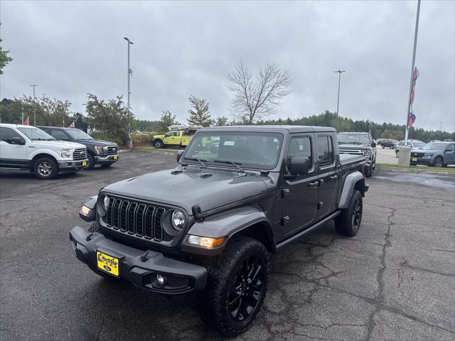 2025 Jeep Gladiator Sport for sale in Duluth, MN