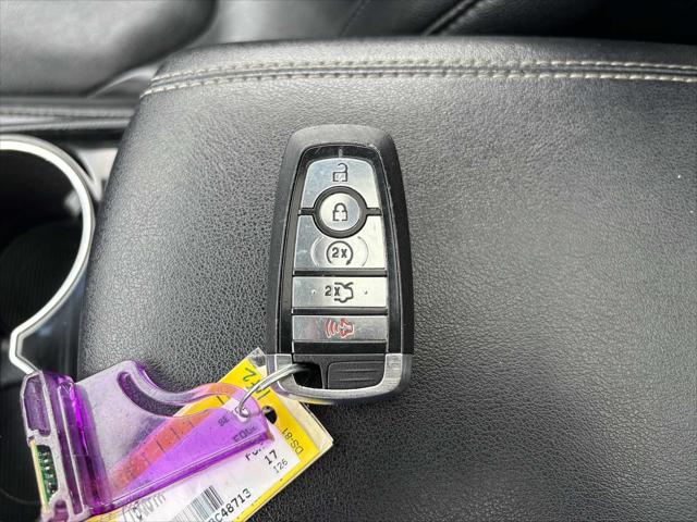 2017 Ford Edge Titanium