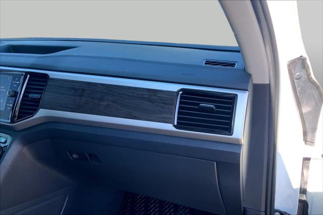 Used 2022 Volkswagen Atlas 3.6L V6 SE w/Technology For Sale in Lubbock, TX