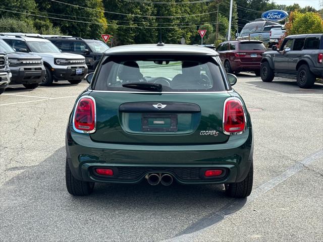2016 MINI Hardtop Cooper S