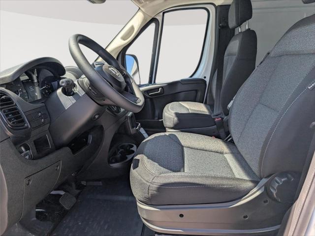 2026 Ram ProMaster Cargo Van Tradesman High Roof 136 WB w/Pass Seat