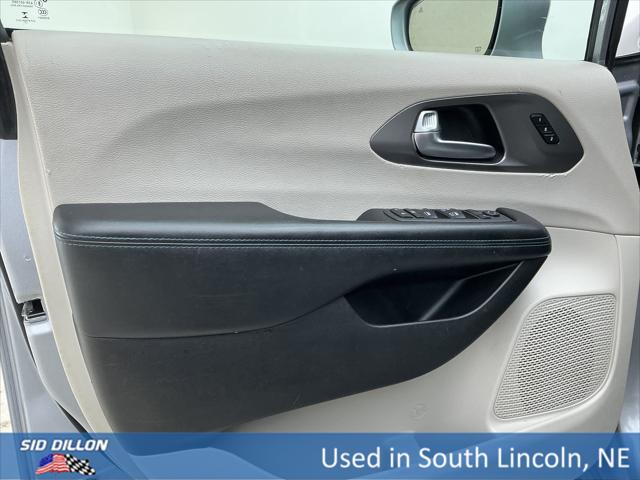 2021 Chrysler Pacifica Touring L